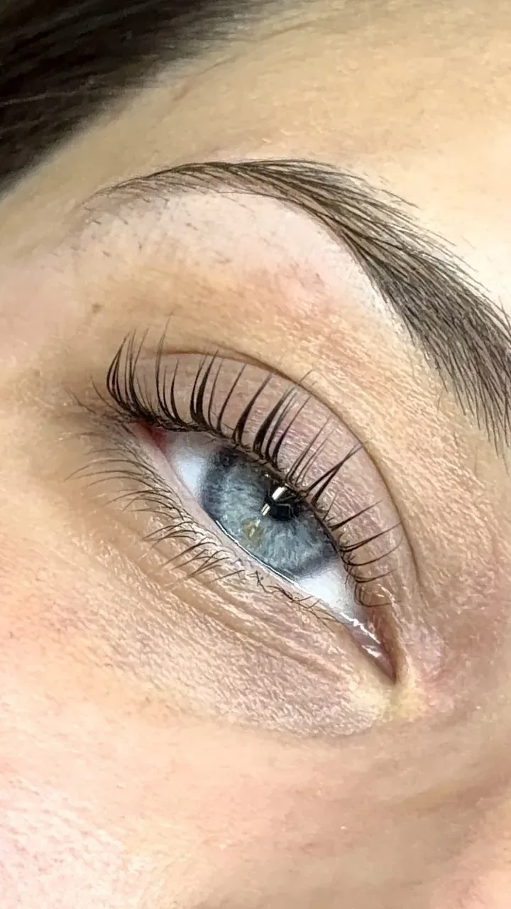 Wimpers lash lift